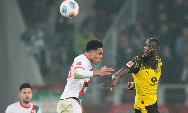 فوز دورتموند بهدف دون رد ليتخطى أوغسبورغ ويرتقي إلى وصافة "البوندسليغا"