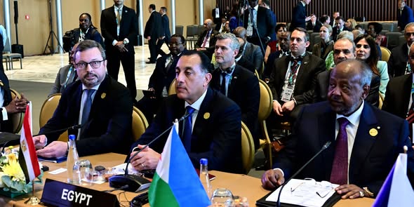 مدبولي يشارك بالجلسة الافتتاحية في القمة السابعة بين الاتحاد الأفريقي والاتحاد الأوروبي بأنجولا