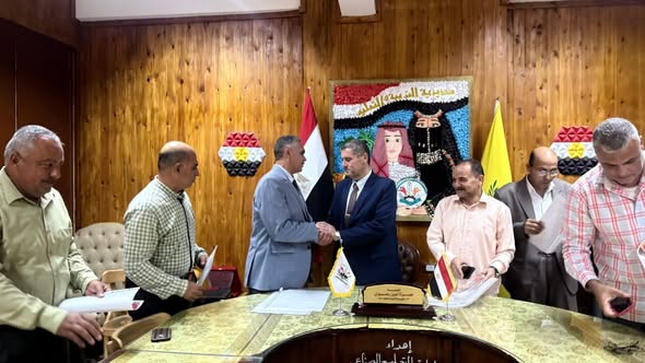 وكيل التعليم بشمال سيناء يكرم الإدارات التعليميه وتوجيهات التعليم الفني بشمال سيناء