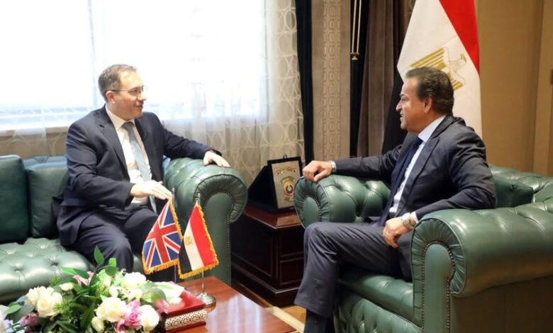 وزير الصحة يستقبل سفير المملكة المتحدة لبحث تعزيز التعاون الصحي المشترك