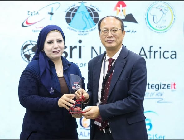 الجامعة المصرية الصينية تحتفل باليوم العالمي لنظم المعلومات الجغرافية»