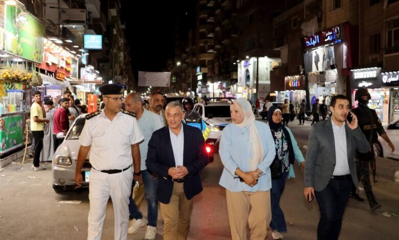 محافظ الإسماعيلية يتفقد شارع العشريني بحي ثان مدينة الإسماعيلية