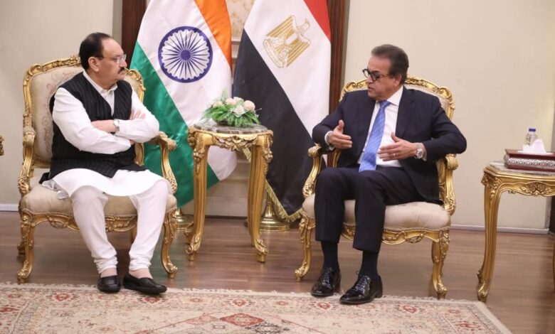 وزير الصحة يستقبل نظيره الهندي لتبادل الخبرات في صناعة الأدوية 