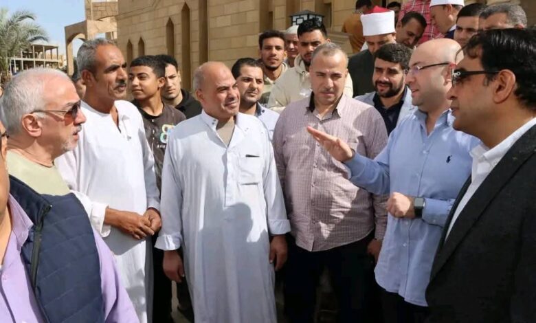 محافظ بني سويف يستمع لطلبات المواطنين بعد صلاة الجمعة 1 محافظ بني سويف يستمع لطلبات المواطنين بعد صلاة الجمعة