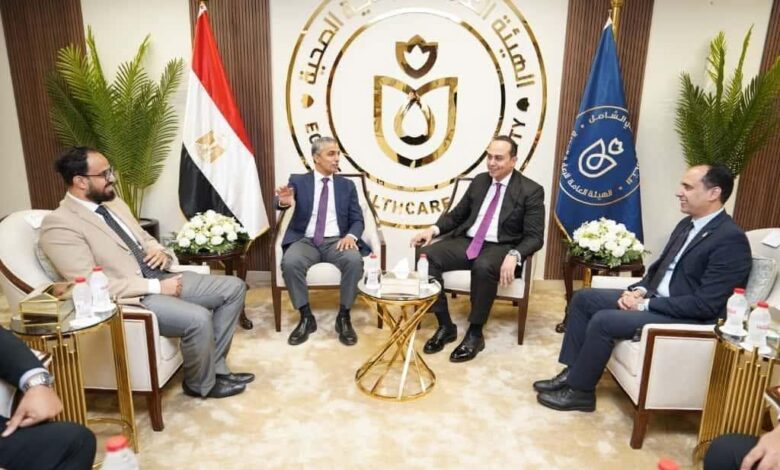 رئيس هيئة الرعاية الصحية يُثمِّن التعاون مع ميدترونيك فى تطوير الكوادر الطبية بمجال أمراض القلب 1 رئيس هيئة الرعاية الصحية يُثمِّن التعاون مع ميدترونيك فى تطوير الكوادر الطبية بمجال أمراض القلب