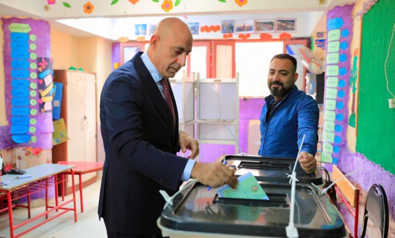 وزير التربية والتعليم يدلي بصوته فى انتخابات مجلس النواب بمدرسة رشيد الابتدائية بمصر الجديدة 1 وزير التربية والتعليم يدلي بصوته فى انتخابات مجلس النواب بمدرسة رشيد الابتدائية بمصر الجديدة