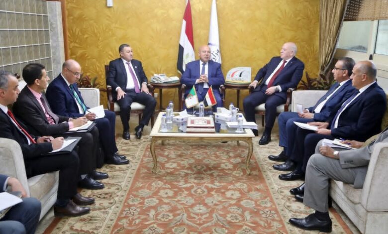 وزير الصناعة يبحث مع وزيري الصناعة والداخلية والنقل بالجزائرسبل التعاون بين البلدين 1 وزير الصناعة يبحث مع وزيري الصناعة والداخلية والنقل بالجزائرسبل التعاون بين البلدين