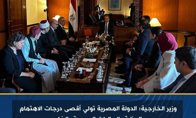 وزير الخارجية: الدولة المصرية تولي أقصى درجات الاهتمام والعناية بالجاليات المصرية بالخارج