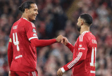 هل يودع صلاح ليفربول بعد كأس إفريقيا؟.. فان دايك يرد ويكشف موقفه