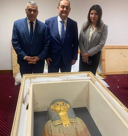  مصر تستعيد قطعتين أثريتين من بلجيكا في إطار جهودها المستمرة لحماية الآثار    