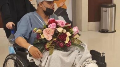 صاروخ يبتر جزءا من قدم الفنان السعودى حسن إسكندراني 2 صاروخ يبتر جزءا من قدم الفنان السعودى حسن إسكندراني