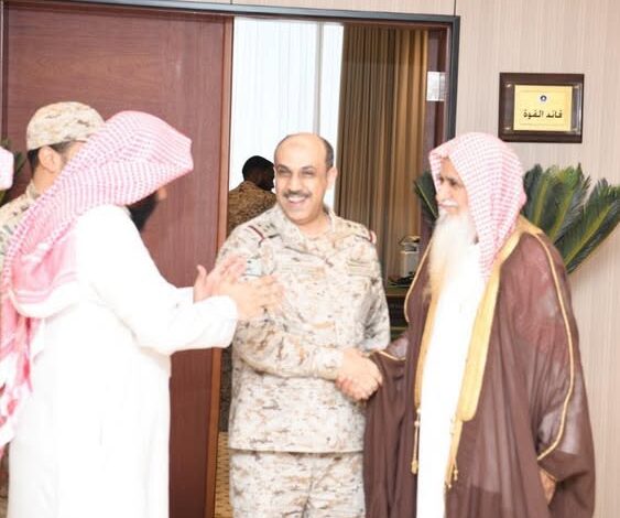 فضيلة المستشار الشرعي بجازان يلقي كلمة توجيهية لمنسوبي القوة البحرية بجازان