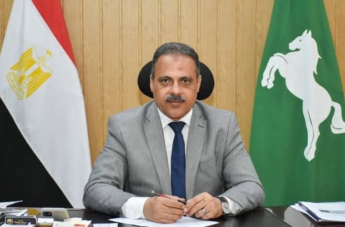 محافظ الشرقية يُقرر إحالة عددٍ من العاملين المقصِّرين بالمنشآت التعليمية للتحقيق بالزقازيق