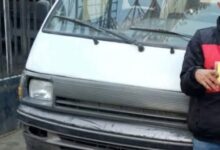 محافظ الجيزة يوقف خط السير لمدة شهر ويوقع غرامة مالية علي سائق خالف التعريفة وقسّم الخط