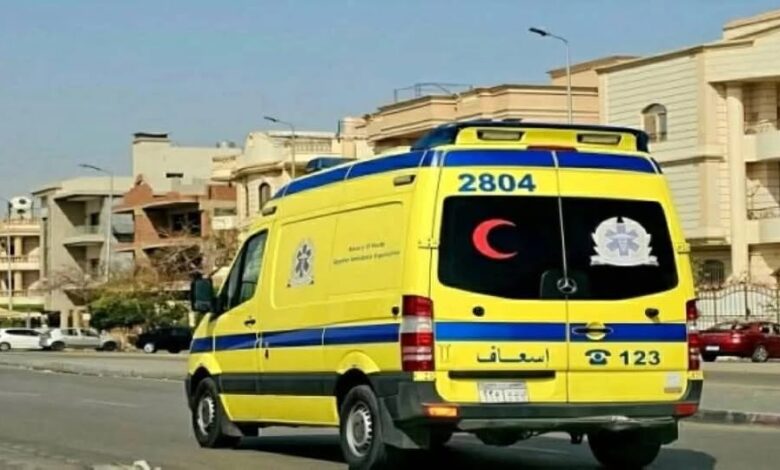 إصابة شخصين في تصادم ميكروباص ونصف نقل على الطريق الدولي بشمال سيناء