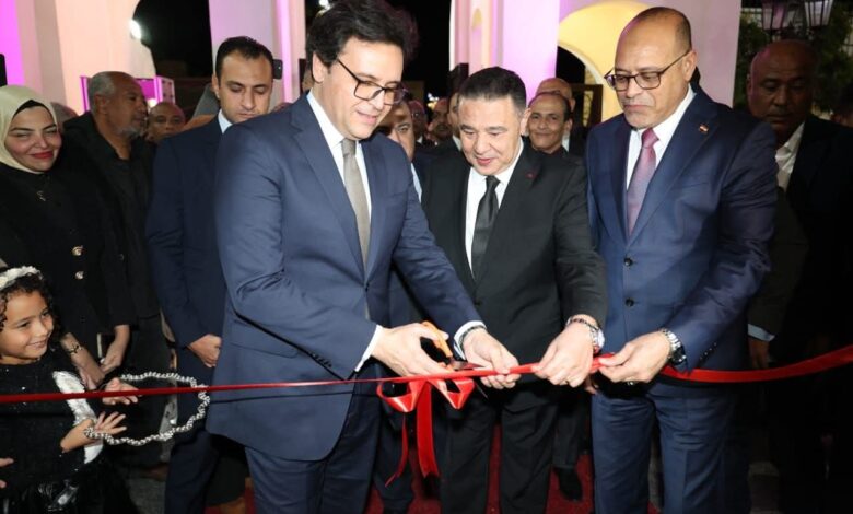 وزير الثقافة يفتتح “قصر ثقافة الغردقة” بعد تطويره ورفع كفاءته