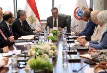 وزير الصحة يتابع تطورات الاتفاقيات الدولية لإنشاء مصنع اللقاحات متعدد المراحل