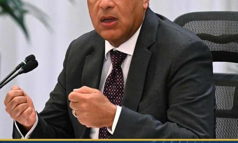 رئيس الوزراء يبدأ جولة لافتتاح وتفقد عدد من المشروعات بمدينة بدر 1 رئيس الوزراء يبدأ جولة لافتتاح وتفقد عدد من المشروعات بمدينة بدر