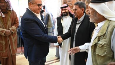 محافظ جنوب سيناء يلتقي مشايخ وعواقل مدينة سانت كاترين لتعزيز التواصل ودعم جهود التنمية 2 محافظ جنوب سيناء يلتقي مشايخ وعواقل مدينة سانت كاترين لتعزيز التواصل ودعم جهود التنمية