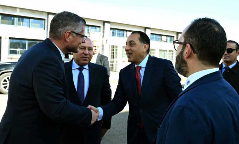 رئيس الوزراء يفتتح مصنع "ليوني مصر" العالمية لضفائر السيارات بمدينة بدر 1 رئيس الوزراء يفتتح مصنع "ليوني مصر" العالمية لضفائر السيارات بمدينة بدر