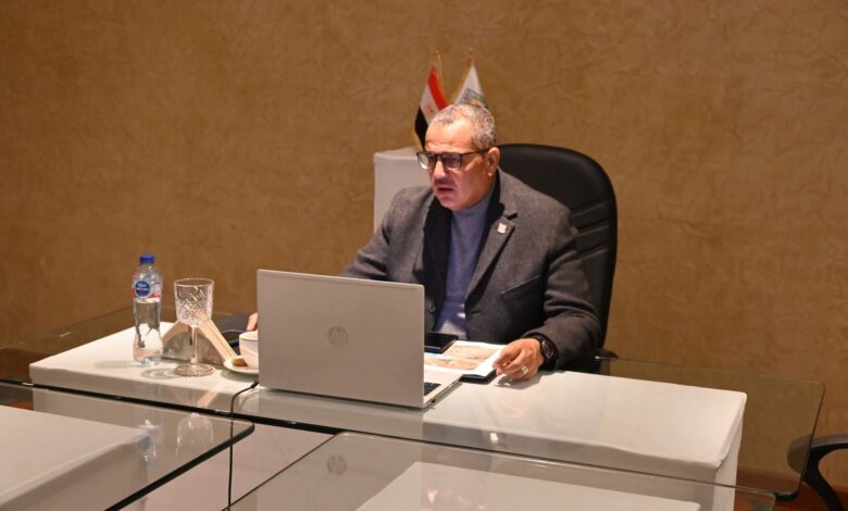 محافظ جنوب سيناء يترأس اجتماعًا عبر الفيديو كونفرانس لمتابعة موقف منحة البنك الإسلامي لمدينه دهب 1 محافظ جنوب سيناء يترأس اجتماعًا عبر الفيديو كونفرانس لمتابعة موقف منحة البنك الإسلامي لمدينه دهب