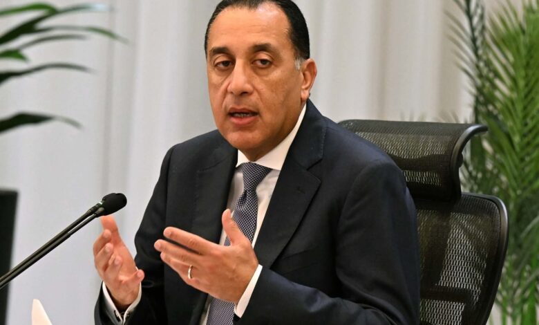 رئيس الوزراء يتفقد مشروعات المبادرة الرئاسية حياة كريمة بقرى مركز شبين القناطر بالقليوبية 1 رئيس الوزراء يتفقد مشروعات المبادرة الرئاسية حياة كريمة بقرى مركز شبين القناطر بالقليوبية