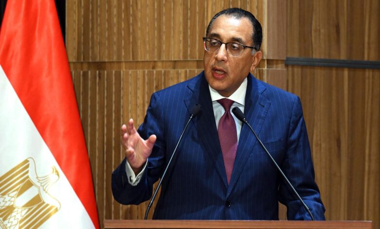 رئيس الوزراء يتفقد مشروعات حياة كريمة بطحانوب 1 رئيس الوزراء يتفقد مشروعات حياة كريمة بطحانوب