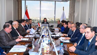 وزير التموين يجتمع مع رؤساء مجالس إدارات شركات المضارب التابعة للشركة القابضة 2 وزير التموين يجتمع مع رؤساء مجالس إدارات شركات المضارب التابعة للشركة القابضة