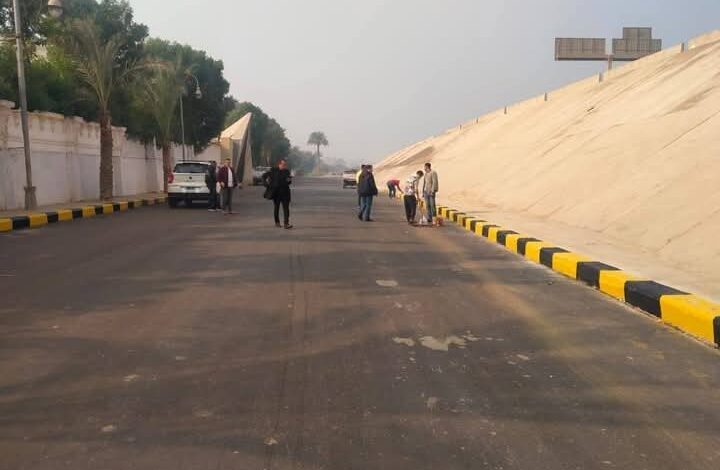 محافظ الجيزة يتابع أعمال رصف وربط طريق اسيوط الزراعي بالمدخل الشمالي بالبدرشين 1 محافظ الجيزة يتابع أعمال رصف وربط طريق اسيوط الزراعي بالمدخل الشمالي بالبدرشين