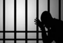 استمرار حبس مدير معهد أزهري متهم بالتحرش بتلميذة في قنا 15 يومًا