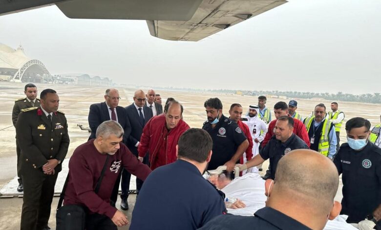 وزارة الخارجية تسهل نقل مواطن مصري من الكويت لديه ظروف طبية خاصة