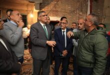 محافظ الجيزة يتفقد موقع حادث ماسورة الغاز بعقار سكني في إمبابة