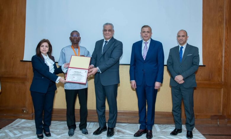 جمبلاط" يشهد ختام تدريب الكوادر الأفريقية في مجالات الطاقة والاتصالات